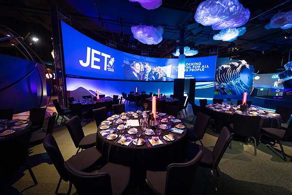 jet-6786