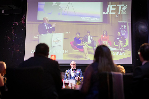 jet-6856