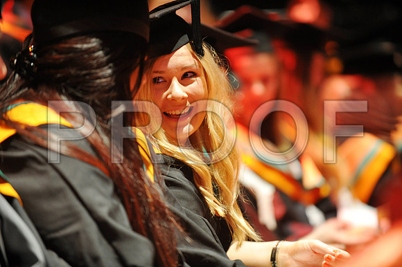 DMU-grad-sat-AM-105