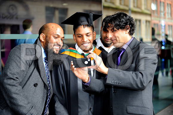 DMU-grad-Thurs-131