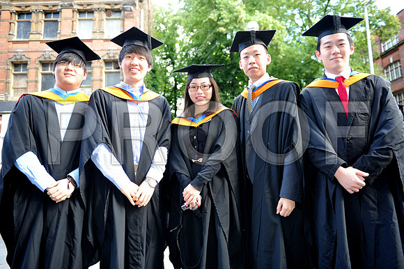 DMU-grad-WED-140