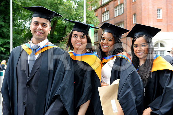 DMU-grad-Tues-PM-173