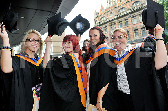 DMU-graduation-Fri-103