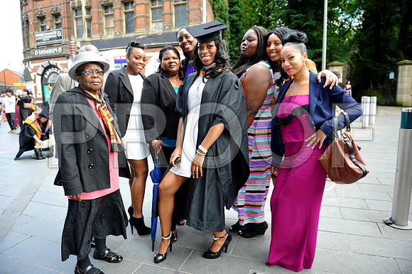 DMU-grad-WED-141
