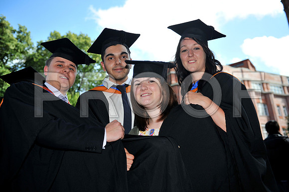 DMU-grad-WED-133