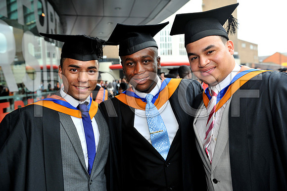 DMU-grad-Tues-PM-172