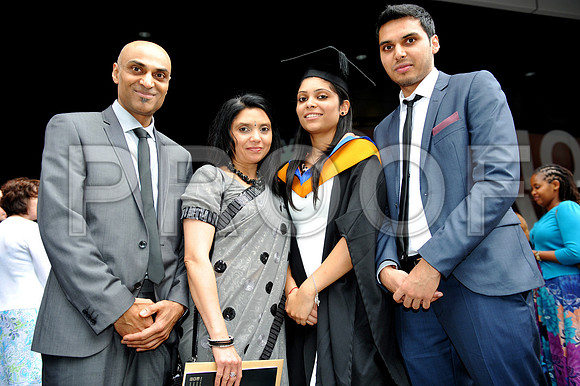 DMU-grad-Tues-PM-184