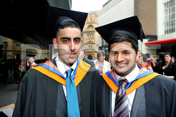 DMU-grad-Tues-PM-176