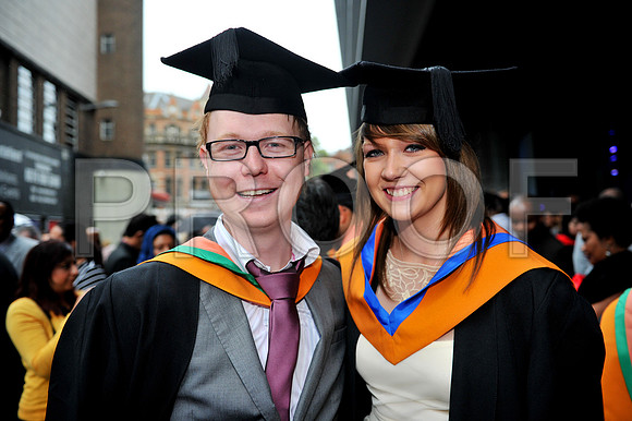DMU-grad-Thurs-122