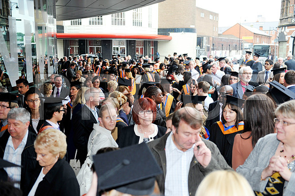 DMU-graduation-Fri-106
