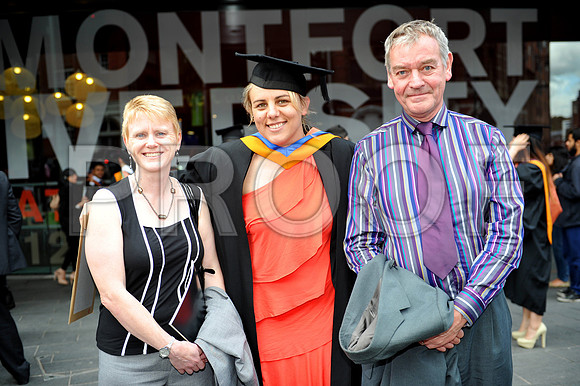 DMU-grad-WED-143