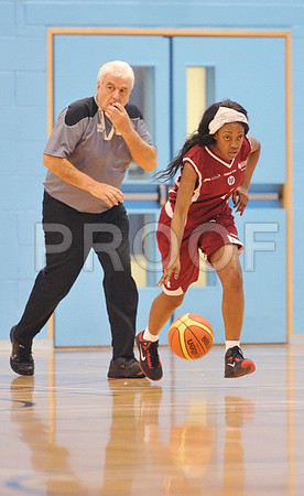 DMU-Ladies B-ball-varsity-693