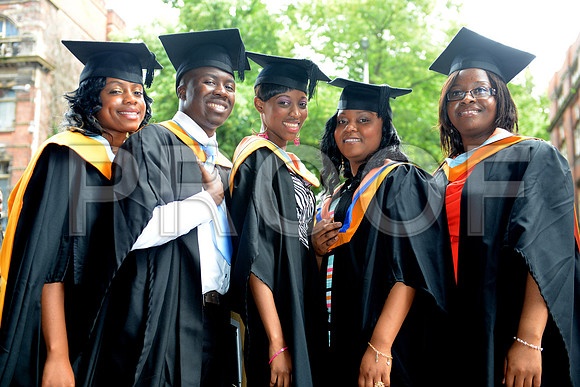 DMU-grad-Tues-AM-129